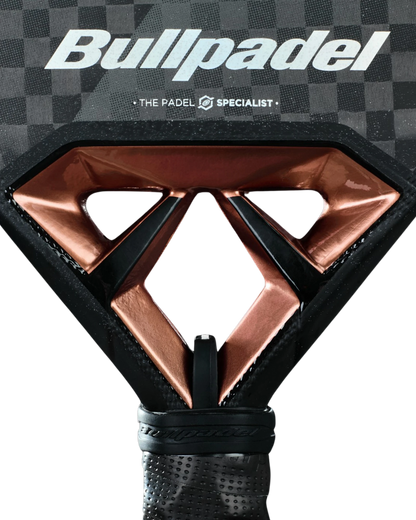 Bullpadel Vertex 04 Juan Tello 25 Padel Racket - View 4